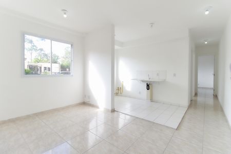 Sala de apartamento para alugar com 2 quartos, 44m² em Jardim Helian, São Paulo