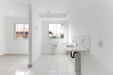 Apartamento para alugar com 44m², 2 quartos e sem vaga Apartamento para alugar com 44m², 2 quartos e sem vagaCozinha - Área de Serviço