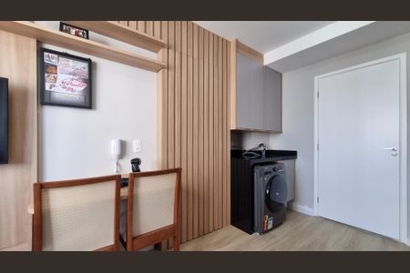 Apartamento à venda com 24m², 1 quarto e sem vaga Apartamento à venda com 24m², 1 quarto e sem vagaSala