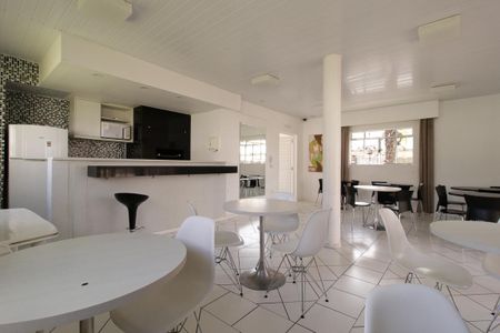Apartamento para alugar com 54m², 2 quartos e 1 vaga Apartamento para alugar com 54m², 2 quartos e 1 vagaÁrea comum - Salão de festas