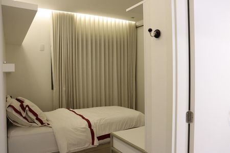 Apartamento à venda com 155m², 3 quartos e 2 vagas Apartamento à venda com 155m², 3 quartos e 2 vagasQuarto