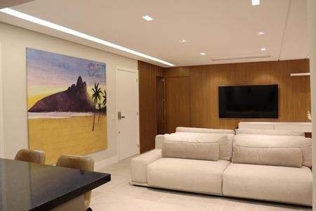 Apartamento à venda com 155m², 3 quartos e 2 vagas Apartamento à venda com 155m², 3 quartos e 2 vagasSala