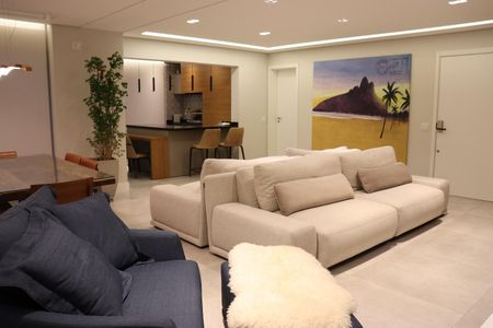 Apartamento à venda com 155m², 3 quartos e 2 vagasSala