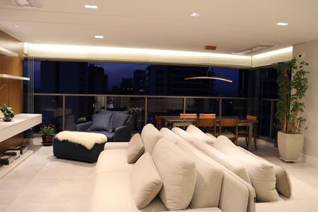 Apartamento à venda com 155m², 3 quartos e 2 vagas Apartamento à venda com 155m², 3 quartos e 2 vagasSala