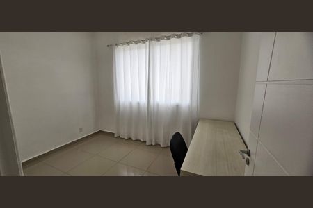 Casa de condomínio para alugar com 316m², 3 quartos e 6 vagasQuarto