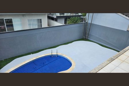 Casa de condomínio para alugar com 316m², 3 quartos e 6 vagasPiscina