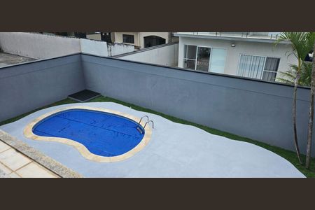 Casa de condomínio para alugar com 316m², 3 quartos e 6 vagasPiscina