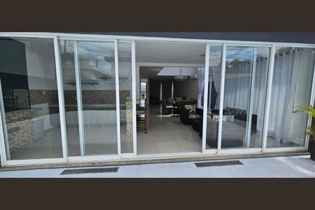 Casa de condomínio para alugar com 316m², 3 quartos e 6 vagasÁrea gourmet