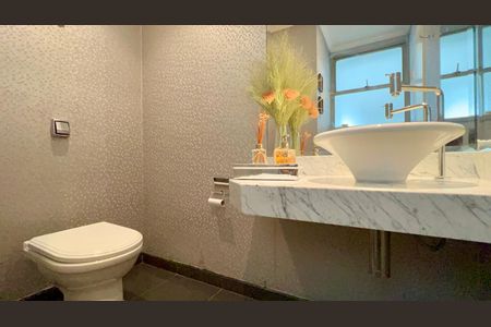 Apartamento à venda com 158m², 3 quartos e 1 vagaLavabo