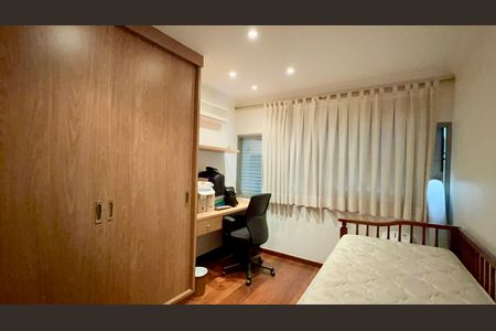 Apartamento à venda com 158m², 3 quartos e 1 vagaQuarto