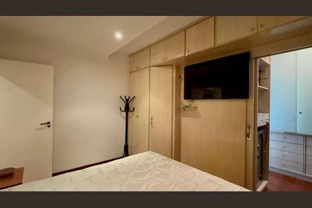 Apartamento à venda com 158m², 3 quartos e 1 vagaSuíte 2