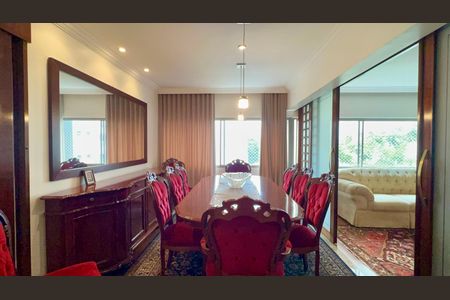 Apartamento à venda com 158m², 3 quartos e 1 vagaSala de Jantar