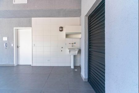 Apartamento para alugar com 130m², 3 quartos e 1 vagaÁrea de Serviço
