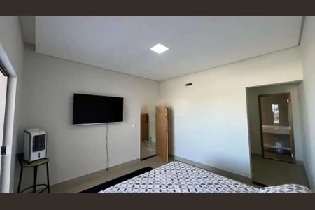 Casa para alugar com 215m², 3 quartos e 3 vagas Casa para alugar com 215m², 3 quartos e 3 vagasQuarto 3