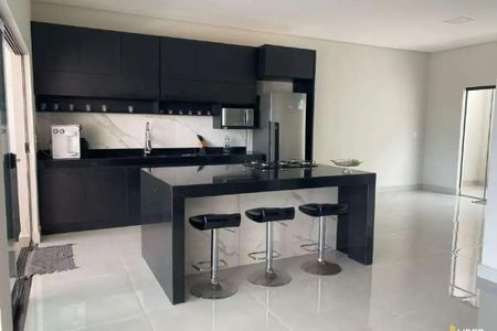 Casa para alugar com 215m², 3 quartos e 3 vagas Casa para alugar com 215m², 3 quartos e 3 vagasSala/cozinha
