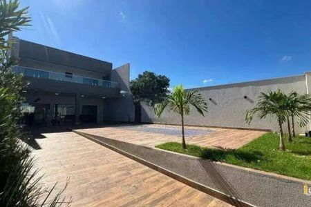 Casa para alugar com 215m², 3 quartos e 3 vagas Casa para alugar com 215m², 3 quartos e 3 vagasÁrea comum