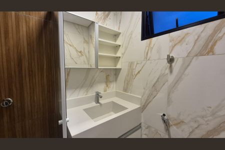 Apartamento para alugar com 80m², 3 quartos e 1 vagaBanheiro da suíte