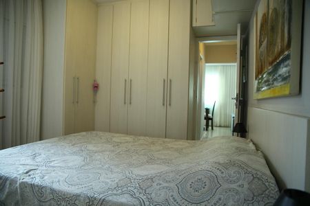 Casa para alugar com 122m², 2 quartos e 2 vagasSuíte 1 