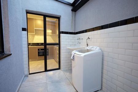 Apartamento para alugar com 55m², 2 quartos e 1 vagaÁrea de Serviço