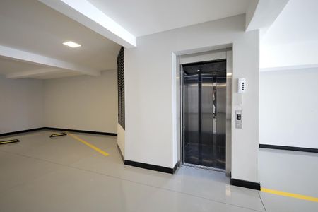 Apartamento para alugar com 55m², 2 quartos e 1 vagaElevador
