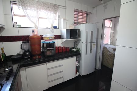 Apartamento à venda com 62m², 3 quartos e 1 vagaCozinha e Área de Serviço