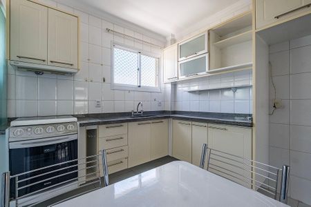 Apartamento para alugar com 97m², 3 quartos e 2 vagasCozinha