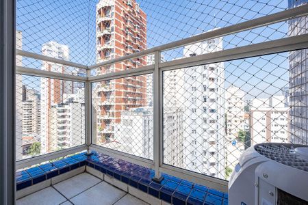 Apartamento para alugar com 97m², 3 quartos e 2 vagasSuíte