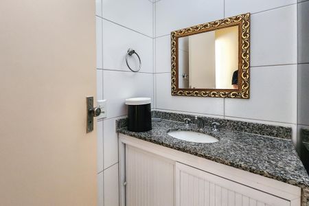 Apartamento à venda com 80m², 2 quartos e sem vagaBanheiro Social 