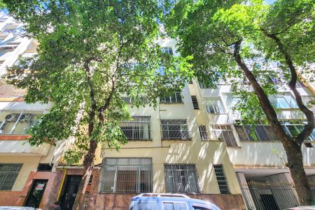 Apartamento à venda com 80m², 2 quartos e sem vagaFachada 