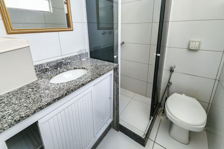 Apartamento à venda com 80m², 2 quartos e sem vagaBanheiro da Suite 