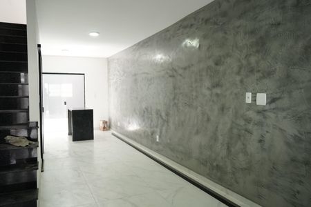Casa para alugar com 105m², 3 quartos e 2 vagasSala