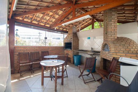 Apartamento à venda com 58m², 2 quartos e 1 vaga Apartamento à venda com 58m², 2 quartos e 1 vagaÁrea comum - Churrasqueira