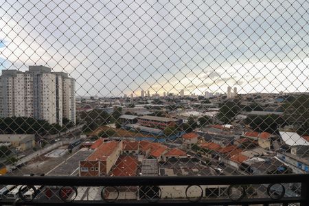 Apartamento à venda com 58m², 2 quartos e 1 vaga Apartamento à venda com 58m², 2 quartos e 1 vagaVaranda