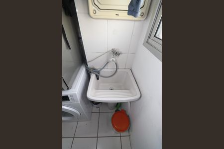 Apartamento à venda com 58m², 2 quartos e 1 vaga Apartamento à venda com 58m², 2 quartos e 1 vagaCozinha e Área de Serviço