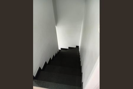 Escada de casa à venda com 2 quartos, 100m² em Jardim Maia, Guarulhos