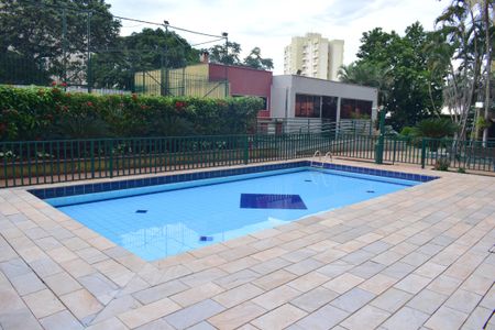 Apartamento para alugar com 96m², 3 quartos e 1 vagaÁrea comum - Piscina