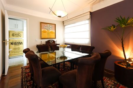 Apartamento à venda com 150m², 3 quartos e 4 vagas Apartamento à venda com 150m², 3 quartos e 4 vagasSala de Jantar