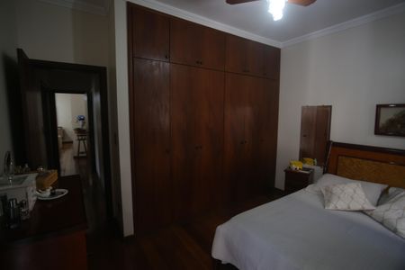 Apartamento à venda com 176m², 3 quartos e 3 vagasSuite