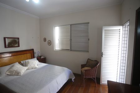 Apartamento à venda com 176m², 3 quartos e 3 vagasSuite