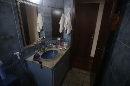 Apartamento à venda com 176m², 3 quartos e 3 vagasBanheiro