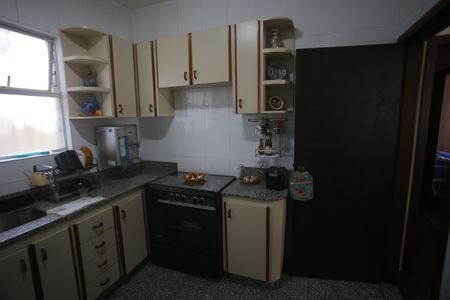 Apartamento à venda com 176m², 3 quartos e 3 vagasCozinha