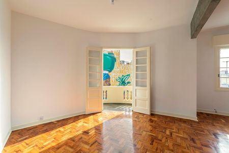 Apartamento à venda com 94m², 1 quarto e sem vagaSala