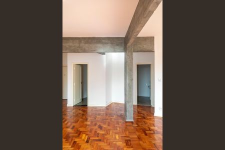 Apartamento à venda com 94m², 1 quarto e sem vagaSala