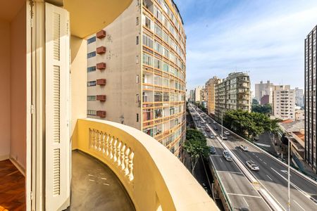 Apartamento à venda com 94m², 1 quarto e sem vagaVaranda