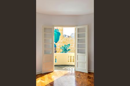 Apartamento à venda com 94m², 1 quarto e sem vagaVaranda