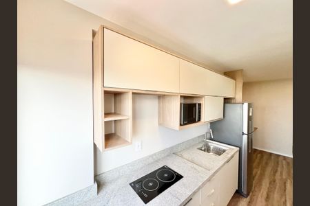 Studio para alugar com 24m², 1 quarto e sem vaga Studio para alugar com 24m², 1 quarto e sem vagaSala/Cozinha/Quarto