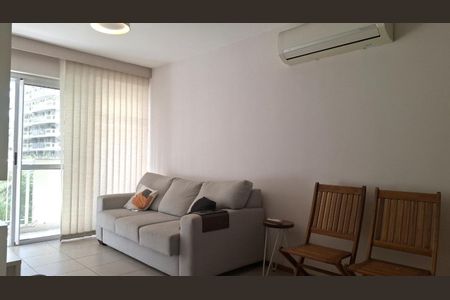 Foto 15 de apartamento à venda com 3 quartos, 87m² em Catete, Rio de Janeiro