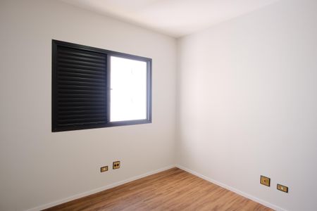 Apartamento para alugar com 130m², 3 quartos e 3 vagasQuarto 2