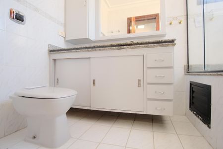 Apartamento para alugar com 130m², 3 quartos e 3 vagasBanheiro da Suíte