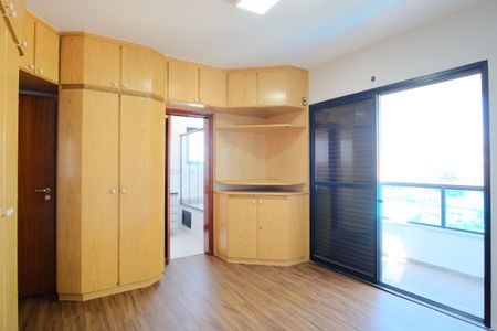 Apartamento para alugar com 130m², 3 quartos e 3 vagasSuíte